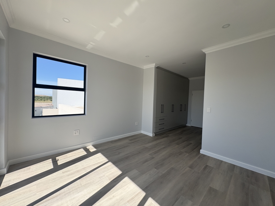 4 Bedroom Property for Sale in Sandown Western Cape